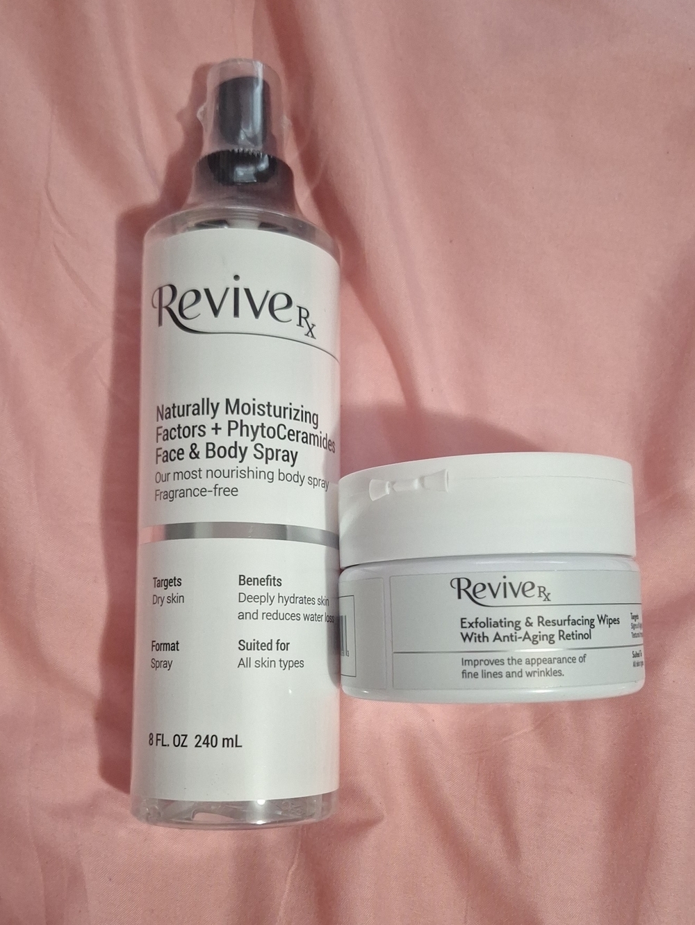 Hydrating Face & Body Spray + Exfoliating Wipes Set — White